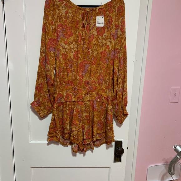 New with tags free people romper
Size medium - Picture 9 of 14